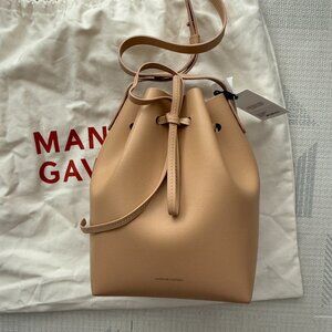 NWT Mansur Gavriel Mini Bucket Bag Crossbody Sand Beige Saffiano Leather
